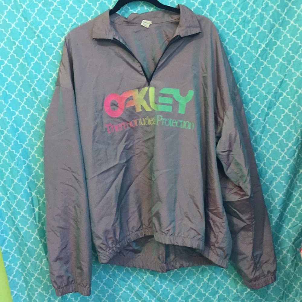 Oakley vintage wind breaker